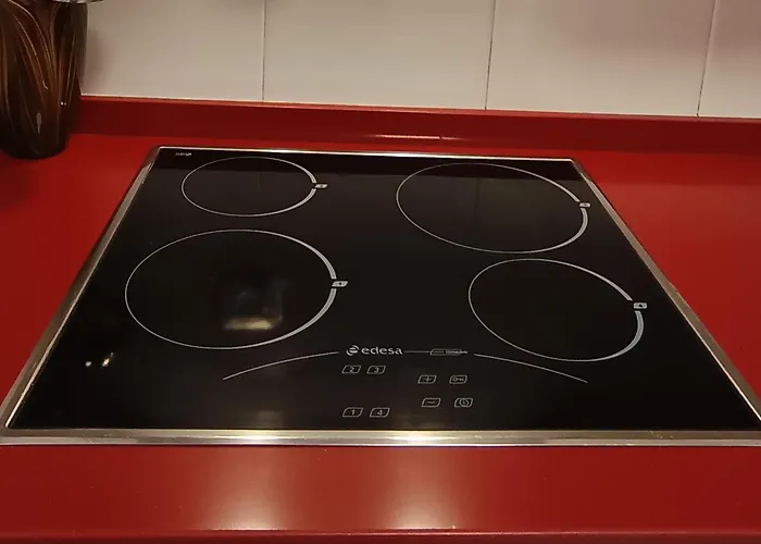 Nana In Parking En El Edificio アパート