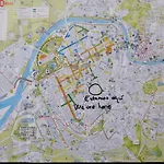 Nana In Parking En El Edificio Apartmán *