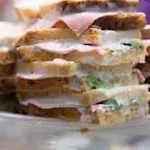 Nana In Parking En El Edificio Apartmán Bilbao