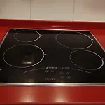 Nana In Parking En El Edificio Apartmán